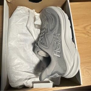 Hoka Women's One One Clifton 10 Cosmic Grey 1162031-CRDS Running Shoes Sz 9.5